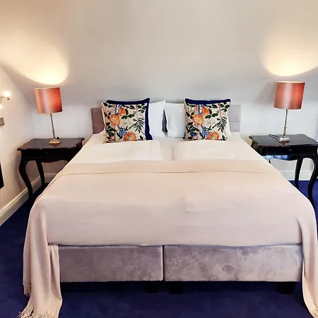 Boutique Hotel Sir & Lady Astor - The Charming City Hotels-2